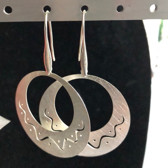 Drop Earrings - Picture 4 of 4